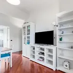 Tibaldi House - Cozy Two-room With Terrace Milan