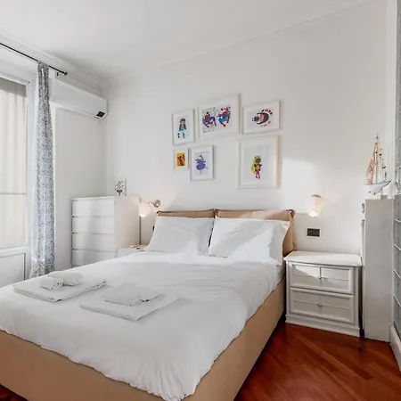 Tibaldi House - Cozy Two-room With Terrace 밀라노