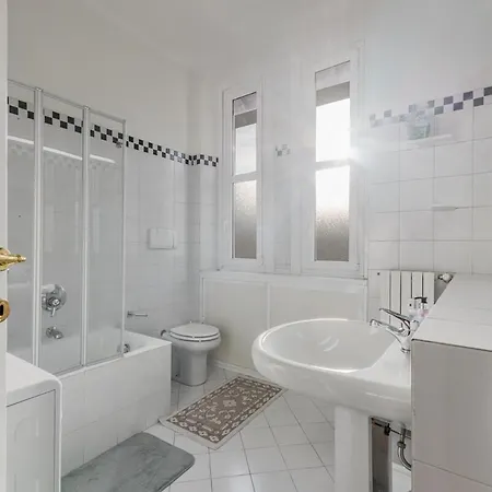 Tibaldi House - Cozy Two-room With Terrace 아파트 밀라노